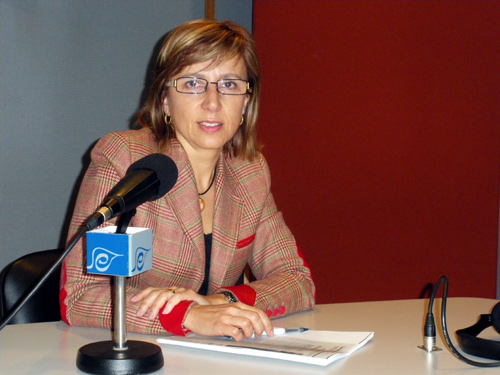 Teresa Ferrés espera que al 2013 baixi el nombre d'aturats.