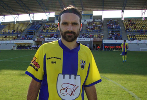 El golejador del Palamós, Javi Revert.