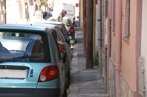 Palamós té encara molts carrers amb problemes de mobilitat.