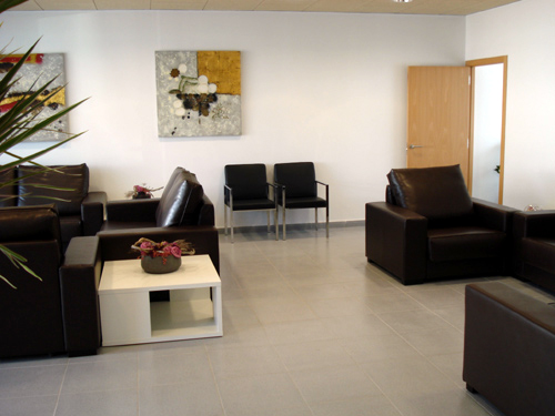 La sala de vetlla del cementiri municipal de Palamós.