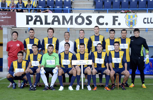 L'equip de Tercera Catalana de la Fundació Esportiva Palamós.