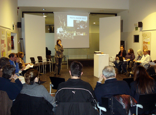 La reunió d'ahir va servir per tancar el programa de la Festa Major 2013.