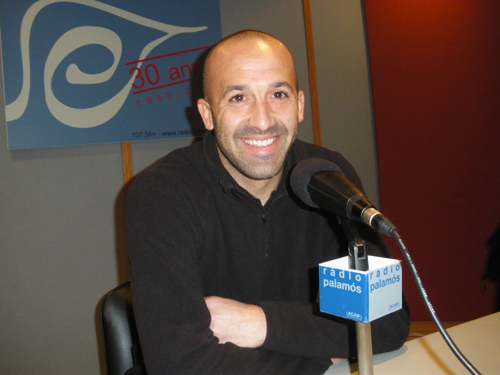 Joan Bayona als estudis de Ràdio Palamós.