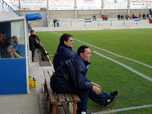 Els tècnics, Vílchez i Garcia, durant un partit. (Foto: S. Cortés)