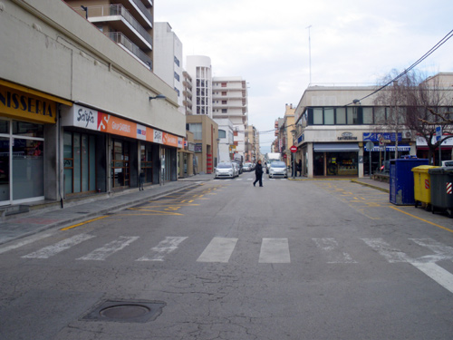 El carrer de López Puigcerver, a l'altura de la plaça de Catalunya.