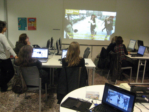 Taller de formació sobre xarxes socials, ahir al Punt Jove.