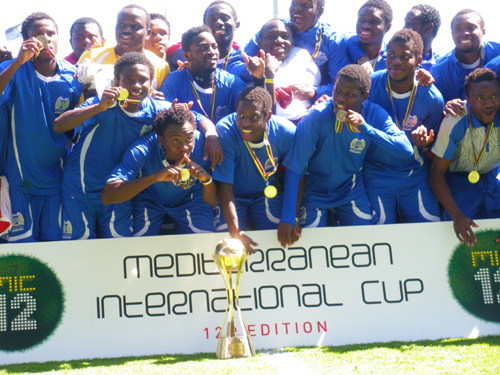 L'Acadèmia Aspire Football Dreams, de Qatar, va guanyar el MIC 2012 en tres categories.