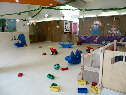 Una de les aules de la llar municipal d'infants de Palamós.