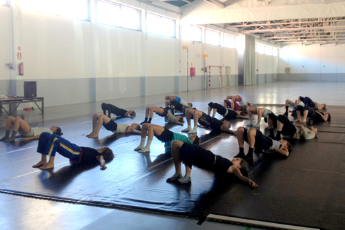 Exercicis en una classe del Palamós Summer Dance de l'any passat.