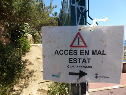 Tram tallat del camí de ronda de S'Alguer