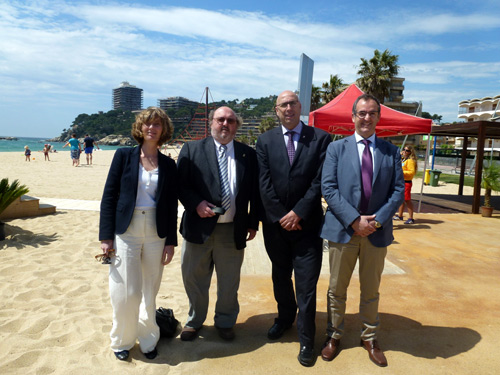 La candidatura s'ha presentat aquest migdia a la platja de Torre Valentina.