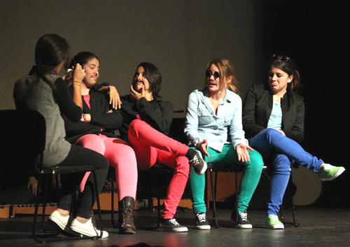 Integrants del grup de teatre d'ESO de l'escola Vedruna de Palamós.