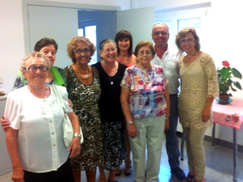 Representants del col·lectiu d'artesanes, amb el Patró Major i l'alcaldessa de Palamós.