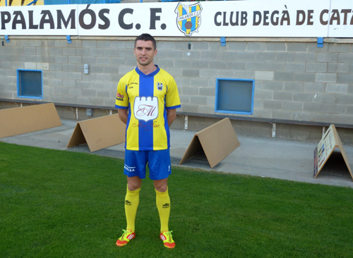 Pugui, autor d'un dels quatre gols del Palamós CF contra el Llagostera.