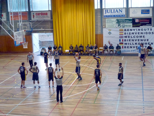 Els Panthers van imposar el seu físic davant el CE Palamós.