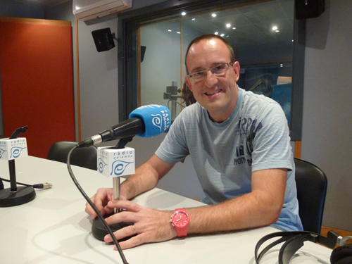 Oriol Bernis als estudis de Ràdio Palamós.