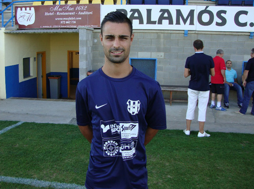 Marc Garcia, jugador del Palamós CF. (Foto: Sergi Cortés).