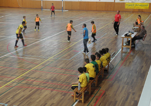 Un partit de futbol sala al Pavelló, la temporada passada.