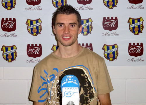 Pugui, davanter del Palamós CF.