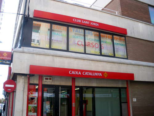 Els locals de l'antic Club de Jubilats Sant Jordi.