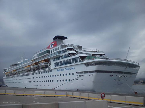 El Balmoral, avui al moll comercial del port de Palamós.
