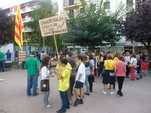 La manifestació contra la LOMCE i les retallades, dijous passat a la plaça de Catalunya de Palamós.