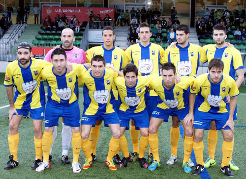 Alineació del Palamós en el partit d'avui. Foto: uecornella.cat