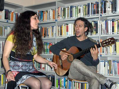 Sònia Serrabao i Carlitos Lage oferiran un espectacle de poesia i música.