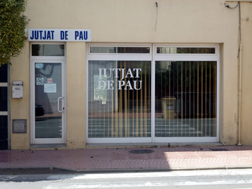 Actual seu del Jutjat de Pau a l'avinguda de la Llibertat.