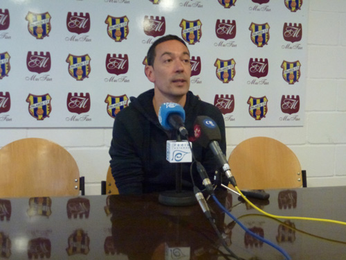 Alfons Garcia, a la sala de premsa del Nou Estadi després del partit davant la Pobla.