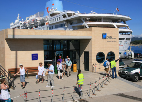L'estació marítima de passatgers del port de Palamós.