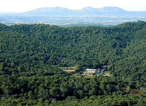 El massís de les Gavarres.