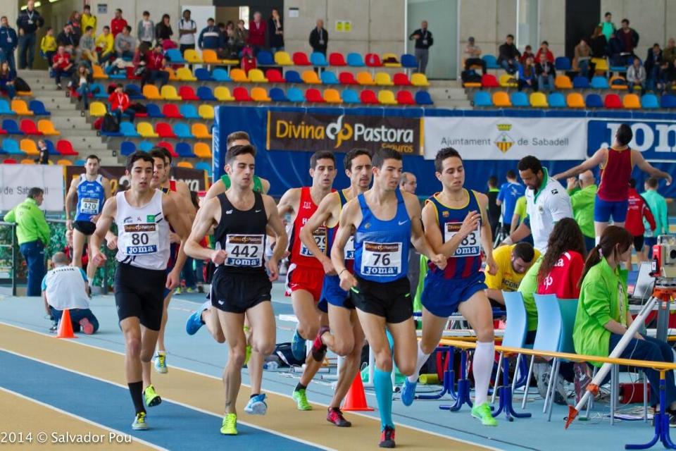 Mechaal, amb el número 76, durant el Campionat d'Espanya disputat diumenge a Sabadell. (Foto: Salvador Pou)