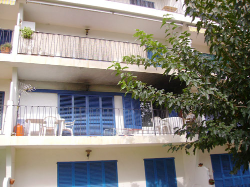 Apartament de Calonge on la parella vivia, l'any 2006.