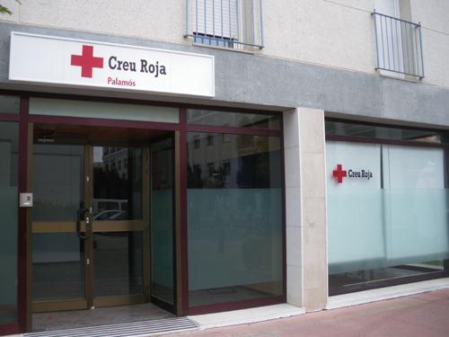 Local de Creu Roja Palamós, al carrer de la Mercè.