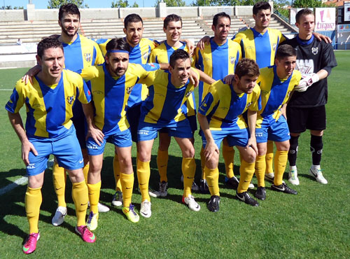 La formació del Palamós CF aquest passat diumenge. (Foto: Sergi Cortés).