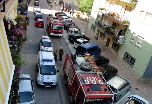 Desplagament a causa de l'incendi a Mas Guàrdies. Foto Matias Lara