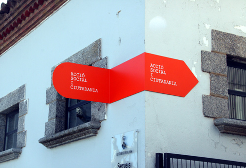 La nova llei afectaria les competències municipals de serveis bàsics com els de l'Àrea d'Acció Social i Ciutadania.
