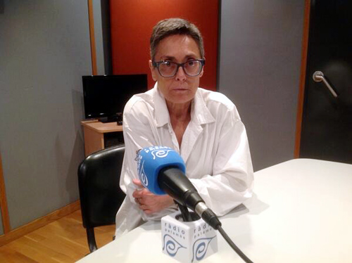 Rosa Ponsa, als estudis de Ràdio Palamós.