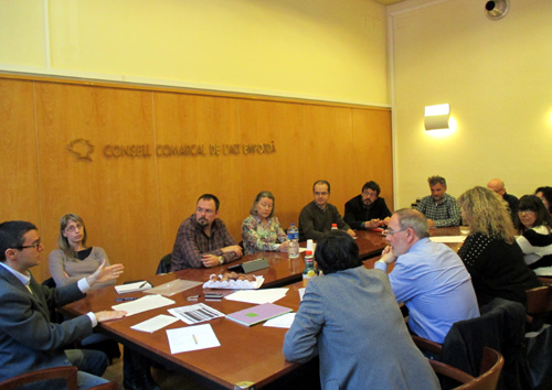 Reunió en el Consell Comarcal, en el marc del procés participatiu de la Marca Empordà.