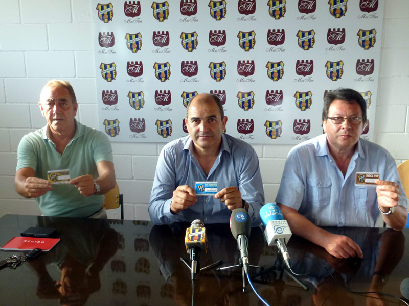 Presentació de la campanya de carnet de soci del Palamós CF per a la nova temporada.