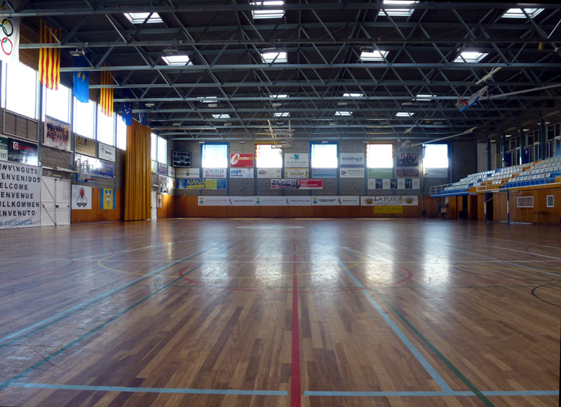 Subvenció per a substituir el parquet del pavelló municipal.
