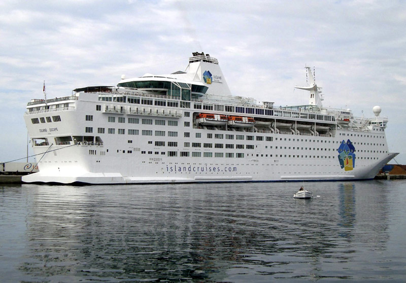 L'Island Escape al port de Palamós, en una imatge d'arxiu.