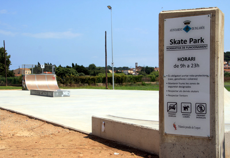 La nova pista d'skate, a la zona esportiva municipal. (Foto: Ràdio Palamós)