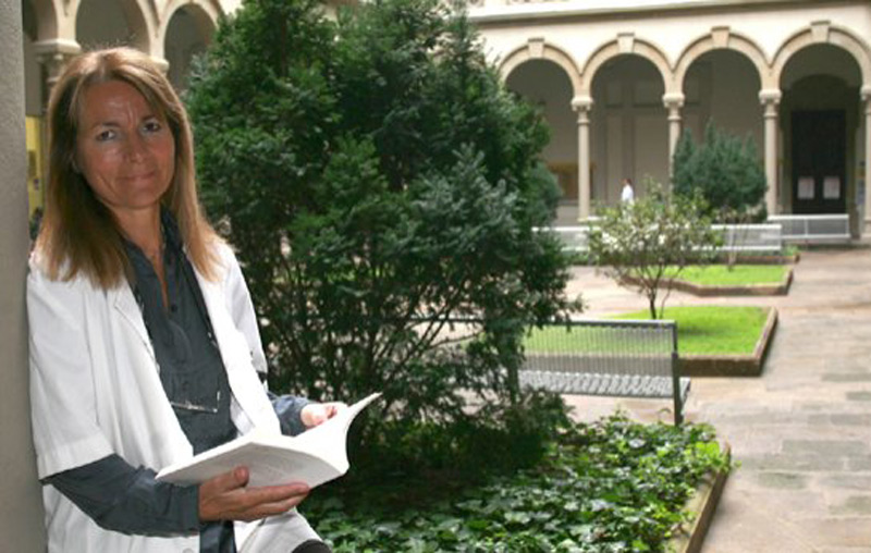 Amàlia Lafuente visita avui la biblioteca de Palamós. (Foto: diariomedico.com)