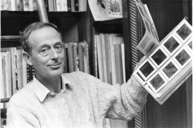 El fotògraf Xavier Miserachs, protagonista ara a Palafrugell, en una imatge de 1987. (Foto: elperiodico.com).