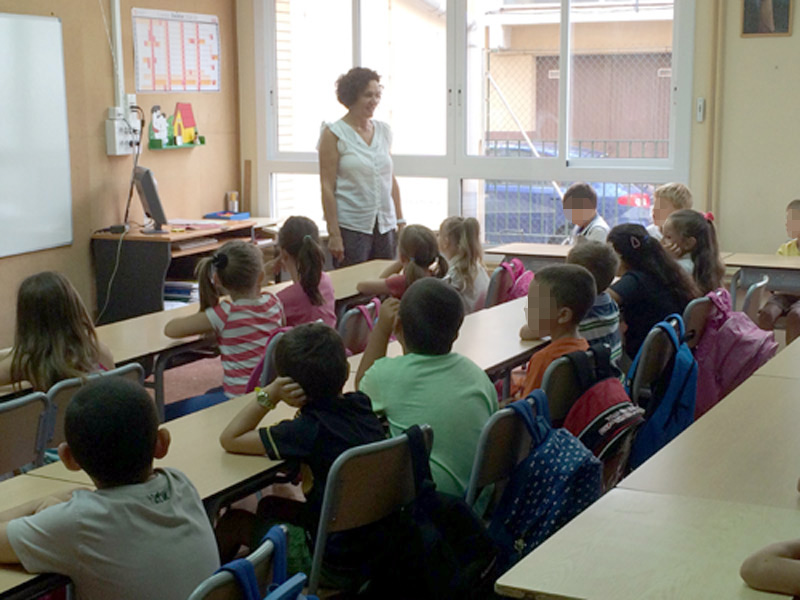 Primer dia de classe, aquest matí a l'escola Vedruna Palamós. (Foto: Ràdio Palamós).