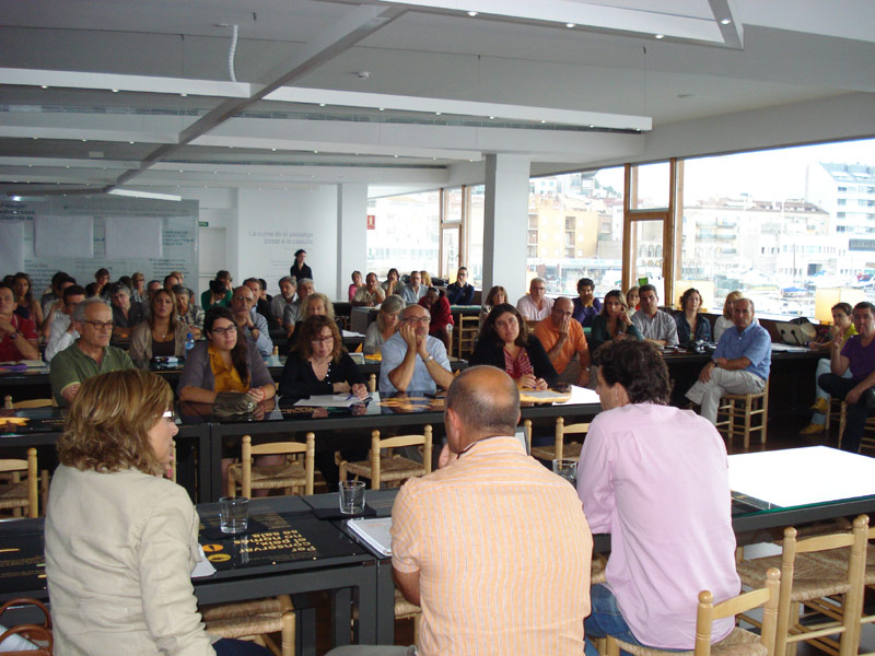 La reunió participativa del Pla Estratègic, avui a l'Espai del Peix. (Foto: Ajuntament de Palamós).