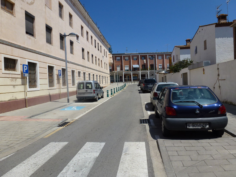 El carrer de la Mare de Déu de Montserrat, un dels que tindrà zona verda. (Foto: Ràdio Palamós).