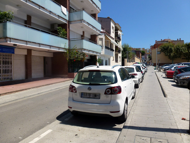 El de Sant Josep és un dels carrers on s'implantarà la zona verda. (Foto: Ràdio Palamós)